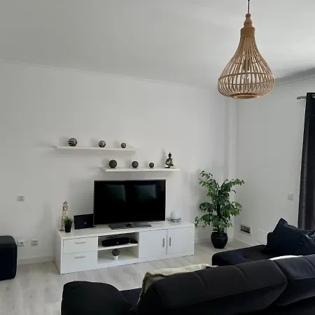 Ocean Drive Apartment *